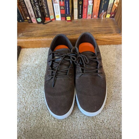 Mark appleyard mahalo suede skater shoes sz 13 nwot globe Australia - Picture 1 of 7